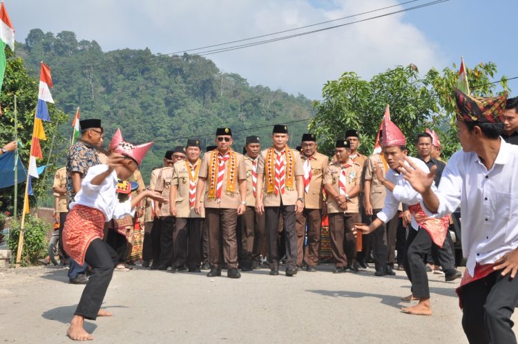 PJ Bupati Tanggamus Pimpin Upacara Peringatan Hari Pramuka ke-63 di Kecamatan Limau