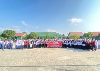Polwan Goes To School: Polwan Polres Lampung Selatan Edukasi Siswa MAN 1 dalam Peringatan Hari Jadi ke-76