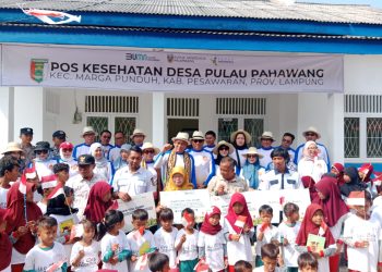 Pusri Palembang Salurkan Bantuan TJSL untuk Pulau Pahawang