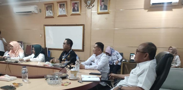 Rapat Koordinasi TPID Kabupaten Lampung Utara Bahas Radiogram Kemendagri Lewat Zoom Meeting