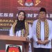 Pasangan Petahana Eva-Deddy Resmi Daftar ke KPU Bandar Lampung