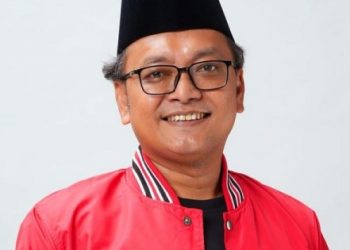 Guntur Romli Sebut Penggugat Megawati Adalah Kader Golkar