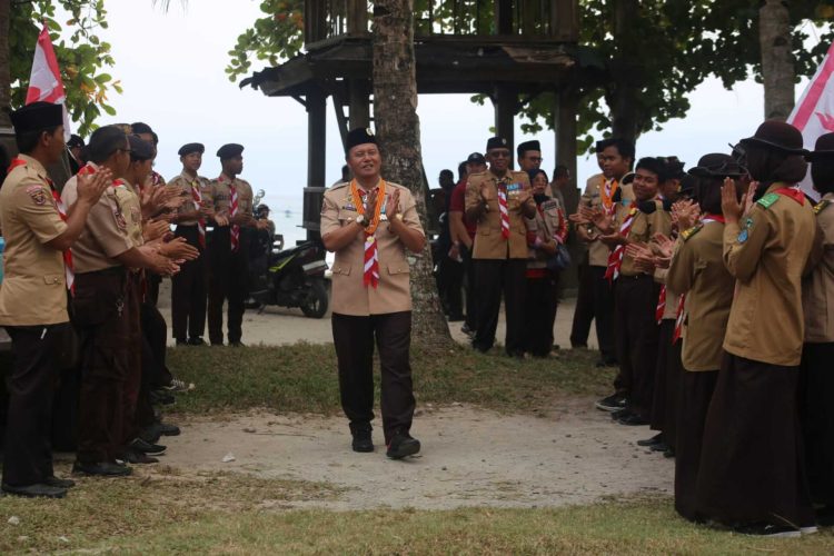 Pj. Bupati Lampung Barat Hadiri Apel Besar Pramuka Tingkat Provinsi di Pesisir Barat