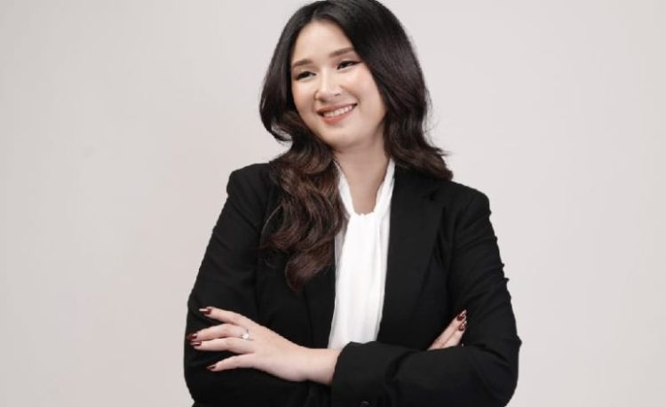 Laras Tri Handayani Silaturahmi dengan Lansia dan Disabilitas, Minta Doa Restu untuk Pilkada Pringsewu