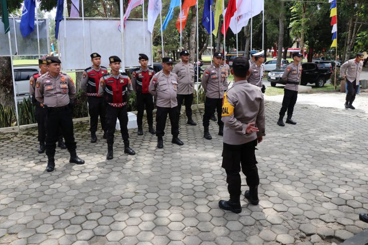 Polres Lampung Barat Amankan Proses Perpanjangan Pendaftaran Calon Bupati dan Wakil Bupati