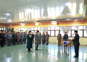 Pelantikan Pj. Sekda Lampung Barat: Nukman Resmikan Ismet Inoni sebagai Pengganti Adi Utama