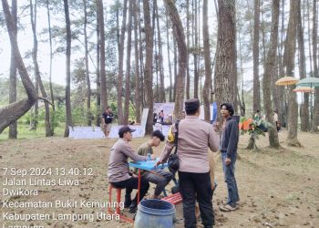 Polsek Sumber Jaya Gelar Patroli Dialogis dan Himbauan Kamtibmas di Wisata Eco Park Vinus