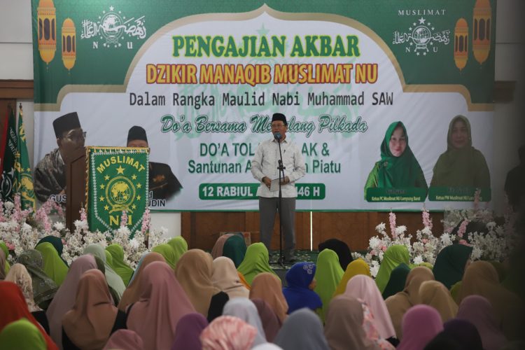 Hadiri Pengajian Akbar Maulid Nabi SAW, Pj. Bupati Nukman: Jadikan Momentum untuk Meneladani Sifat dan Perilaku Rasulullah SAW