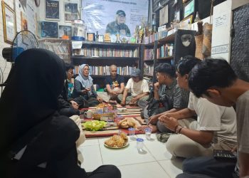 Bincang Santai dengan Lukman Hakim: Mengulik Fakta yang Difikksikan dalam Sastra