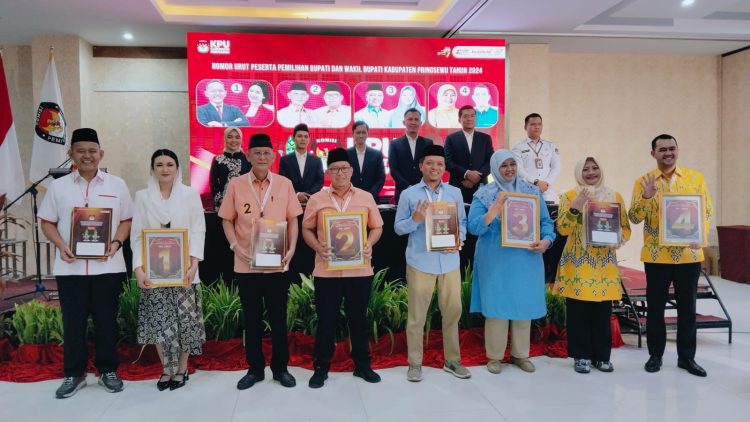 KPU Pringsewu Gelar Pengundian Nomor Urut Pasangan Calon Bupati dan Wakil Bupati