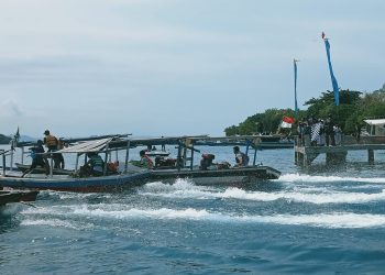 Lanal Lampung Gelar Lomba Balap Perahu 10 GT di Pesisir Pesawaran untuk Peringati HUT TNI AL ke-79