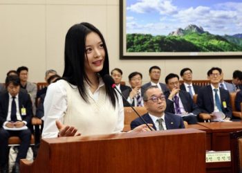 Hanni NewJeans Bongkar Kebohongan Staf HYBE dengan Rekaman Audio di Persidangan