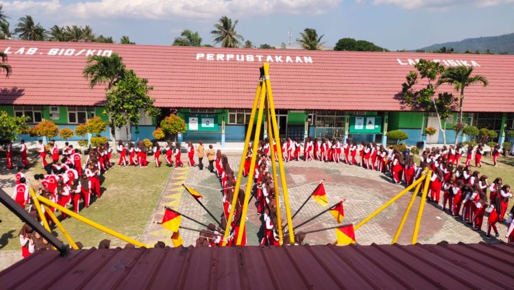 Kemenpora Apresiasi Keaktifan Pramuka SMAN 1 Kalianda dalam Kegiatan Sosial