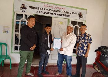 Relawan Paslon Nanda-Anton Laporkan Perusakan Banner ke Panwascam Teluk Pandan