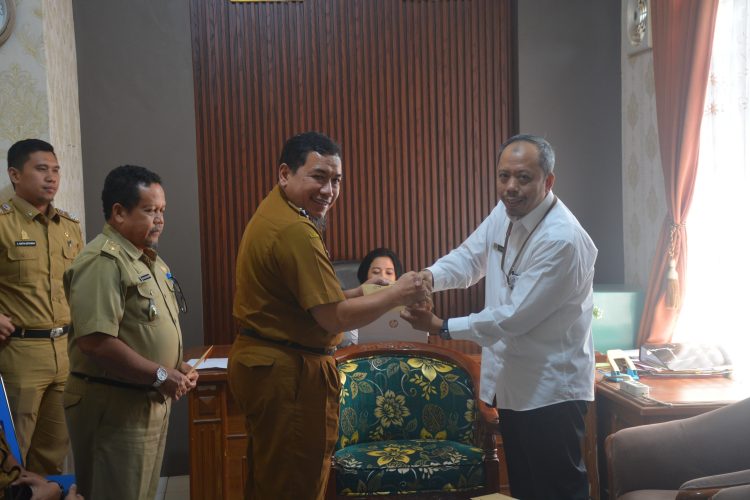 Optimalisasi Pengelolaan Keuangan Kesehatan di Kabupaten Lampung Tengah: Dinas Kesehatan Terima Audit Kinerja BPKP