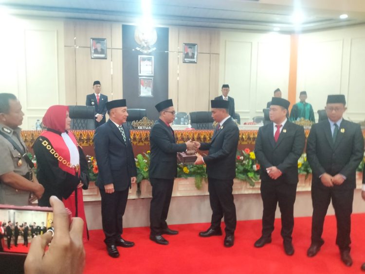 Rapat Paripurna Istimewa DPRD Tanggamus: Pelantikan Pimpinan Masa Jabatan 2024-2029