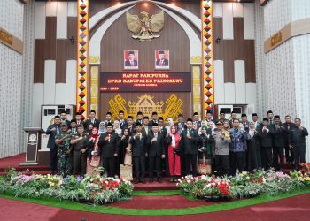 Pimpinan DPRD Kabupaten Pringsewu Resmi Dilantik, Suherman Jabat Ketua