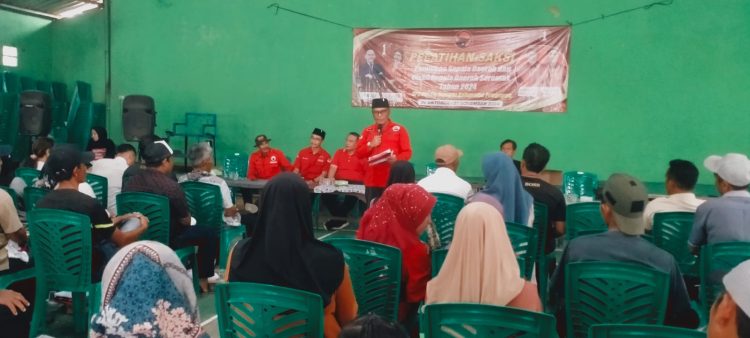 DPC PDIP Terus Latih Calon Saksi di Ambarawa Barat
