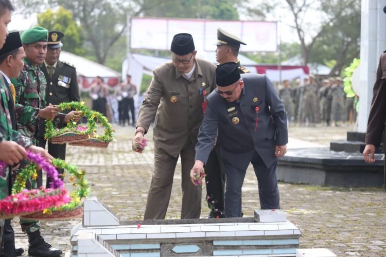Peringati Hari Pahlawan, Ahmad Hikami Ajak Masyarakat Lampung Barat Berkontribusi untuk Kemajuan Daerah