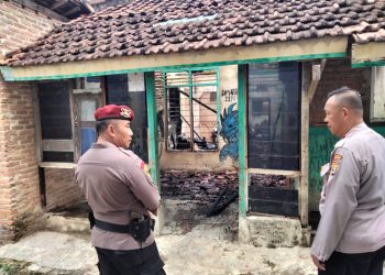 Rumah di Pringsewu Terbakar Saat Ditinggal Bekerja