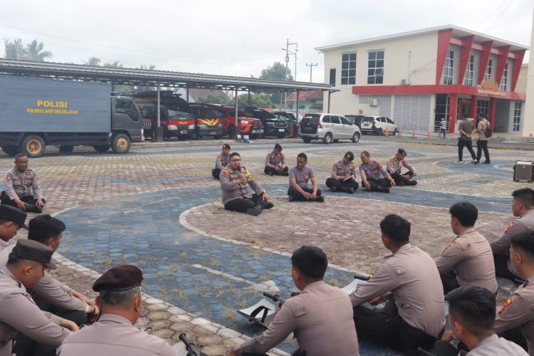 Kapolres Lampung Selatan Pimpin Latihan Dalmas Persiapan Pengamanan Pilkada