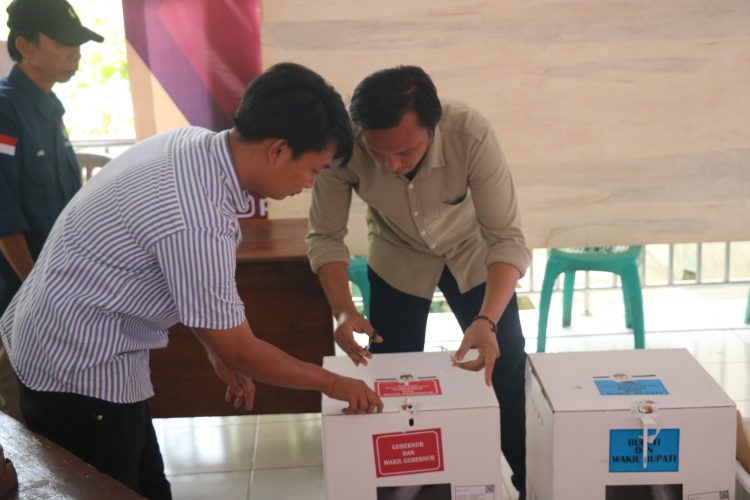 Pj. Bupati Pantau Langsung Rapat Pleno Rekapitulasi Suara Pilkada 2024 di Lampung Utara