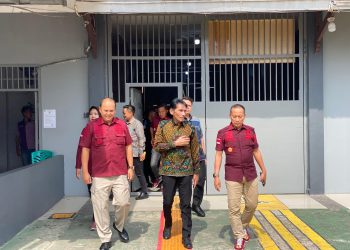 Inspektur Wilayah VI Kemenkumham RI Tegaskan Disiplin Pegawai dalam Kunjungan ke Lapas Narkotika Bandar Lampung