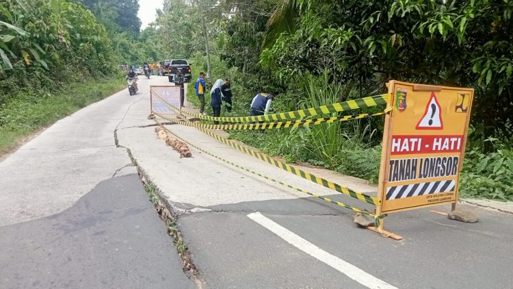 Dinas BMBK Siap Perbaiki Jalan Pematang Awi di Marga Punduh Setelah Tinjauan Langsung