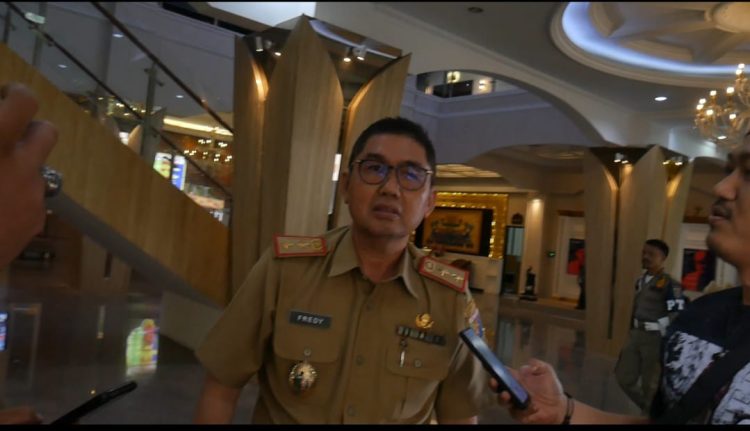 Usia Peserta Seleksi Sekda Tanggamus Jadi Sorotan