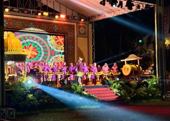 Musik Tradisional Gamolan Pekhing dari TP PKK Lampung Barat Meriahkan Pembukaan MTQ ke-51 Provinsi Lampung