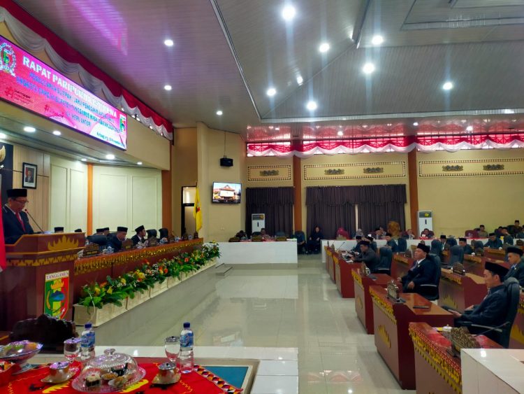 Rapat Paripurna Istimewa DPRD Kabupaten Tanggamus 2024: Pelantikan Anggota DPRD Pengganti Antar Waktu