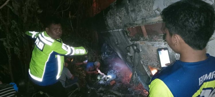 Kecelakaan Maut di Pesisir Barat: Bus Masuk Jurang dan Terbakar, 3 Orang Tewas