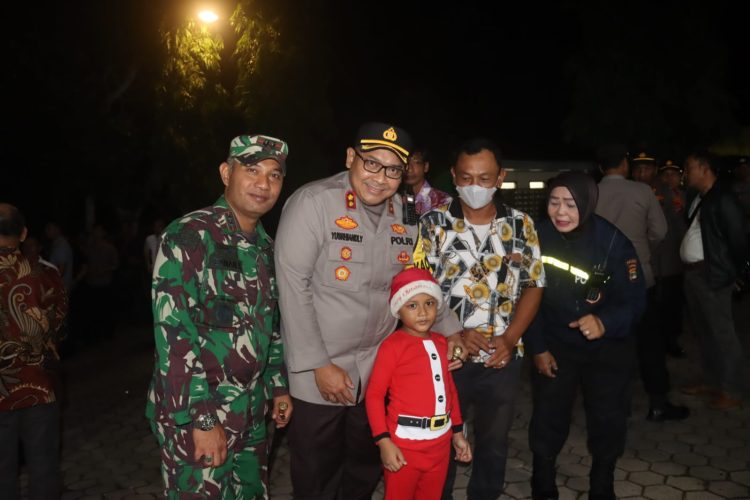 Patroli Bersama Forkopimda Lampung Selatan Pastikan Keamanan Misa Malam Natal 2024