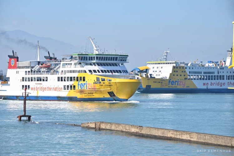 ASDP Imbau Pengguna Jasa Waspadai Cuaca Ekstrem dan Rencanakan Perjalanan dengan Bijak