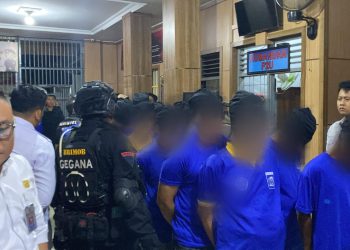 Polda Lampung Amankan Pemindahan 21 Narapidana Narkotika ke Lapas Nusakambangan