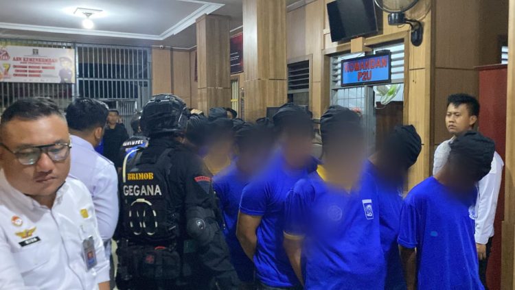 Polda Lampung Amankan Pemindahan 21 Narapidana Narkotika ke Lapas Nusakambangan