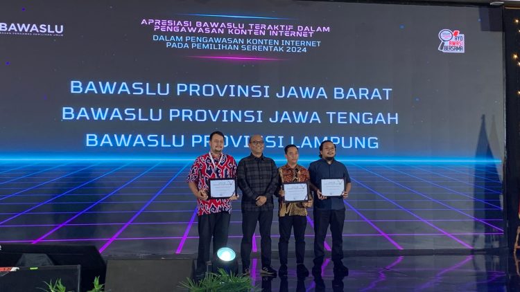 Bawaslu Lampung Raih Penghargaan sebagai Provinsi Teraktif dalam Pengawasan Siber Pemilu 2024