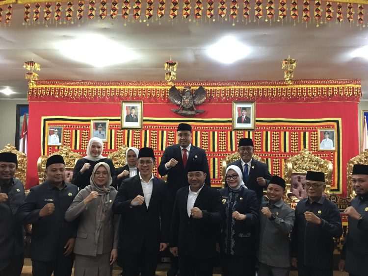 Radytio Egi Pratama dan M. Syaiful Anwar Ditetapkan sebagai Bupati dan Wakil Bupati Lampung Selatan 2025-2030