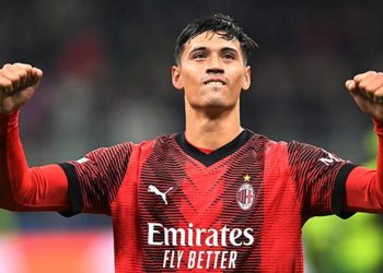 Tijjani Reijnders Siap Perang: AC Milan Targetkan Kemenangan Historis Melawan Inter Milan di Piala Super Italia