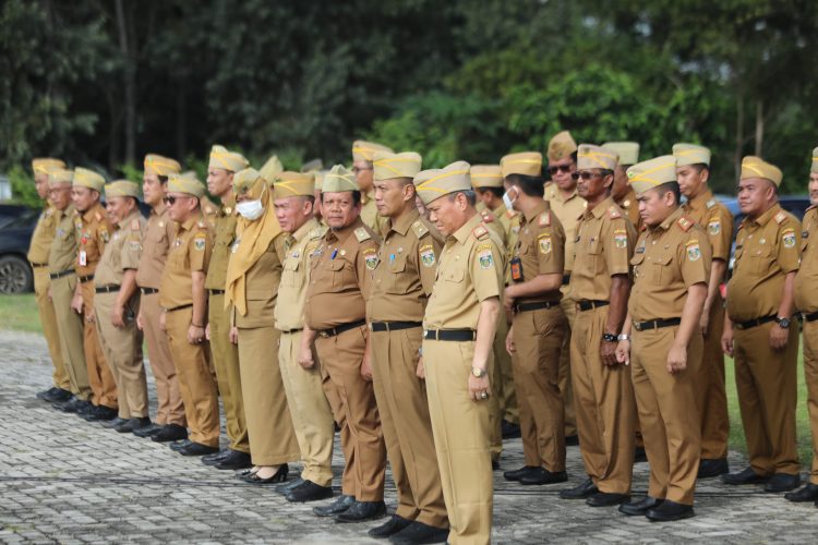 Wakil Bupati Lamteng Pimpin Apel Perdana 2025, Ajak Evaluasi dan Perbaiki Kinerja