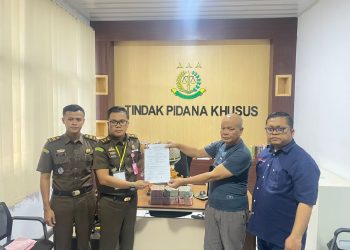 Penyidik Pidsus Kejari Lampung Barat Terima Pengembalian Kerugian Negara Rp 500 Juta dalam Kasus Korupsi Jalan Marang-Kupang Ulu