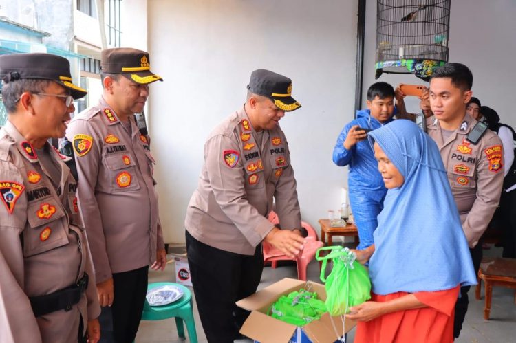 Polresta Bandar Lampung Salurkan Bantuan untuk Warga Terdampak Banjir