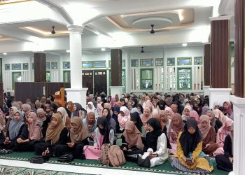 Ratusan Siswa SMA Negeri 1 Padang Cermin Ikuti Peringatan Isra’ Mi’raj untuk Tingkatkan Keimanan