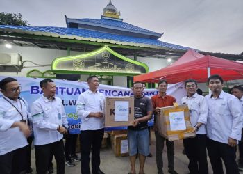 PT ASDP Indonesia Ferry Salurkan Bantuan untuk Korban Banjir di Way Lunik