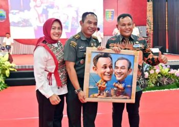 Purna Tugas, Nanang Ermanto dan Pandu Kesuma Dewangsa Dilepas dengan Penuh Haru