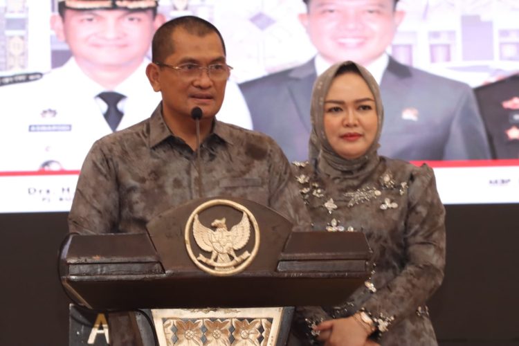 Pamit dari Jabatan, PJ Bupati Aswarodi Dapat Apresiasi dari PWI Lampung Utara