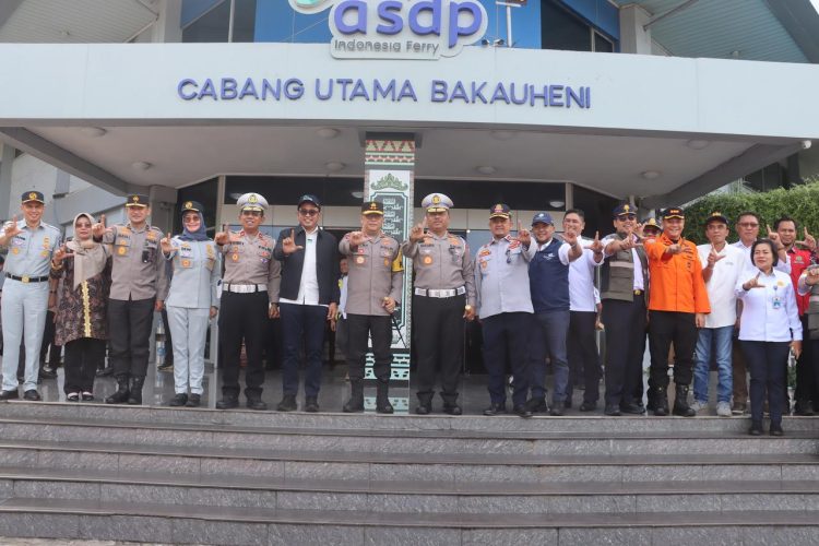 Kakor Lantas Polri Cek Kesiapan Operasi Ketupat Krakatau 2025 di Pelabuhan Bakauheni