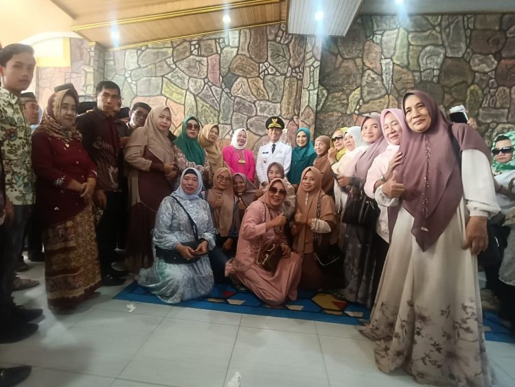 Wabup Romli Gelar Syukuran, Tokoh Pencak Silat dan Sekinci-Kinci Lampura Beri Restu