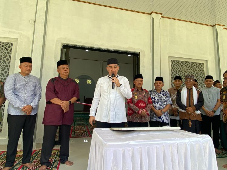 Bupati Pesawaran Apresiasi Pembangunan Masjid Al-Muttaqin: Wujud Nyata Ketakwaan