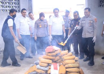 Direktorat Reserse Narkoba Polda Lampung Musnahkan Barang Bukti Narkotika Senilai Rp 10,7 Miliar